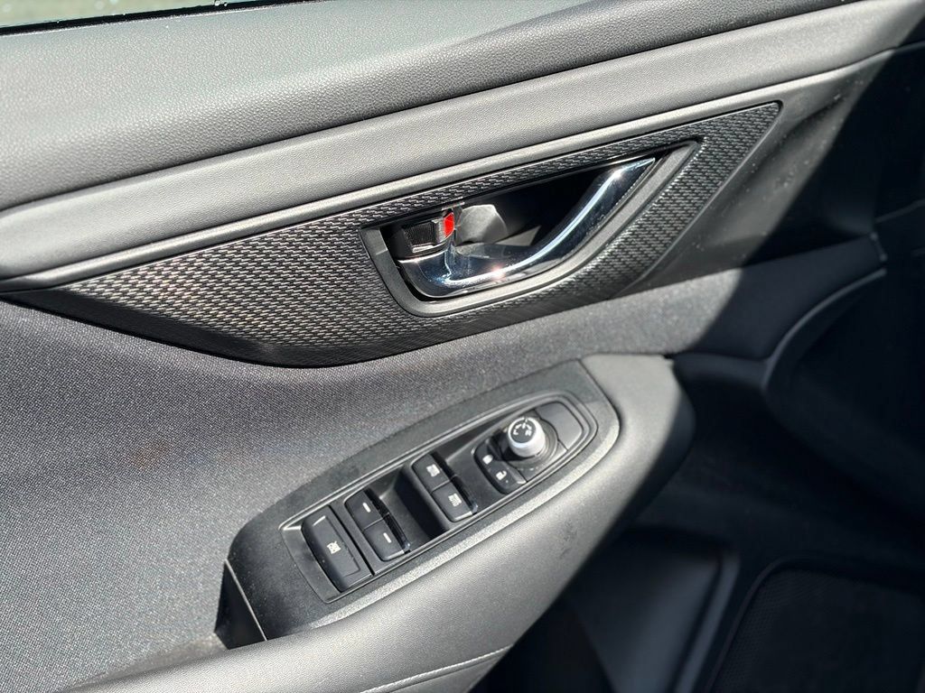 Used 2024 Subaru Outback Premium AWD/4WD image 22