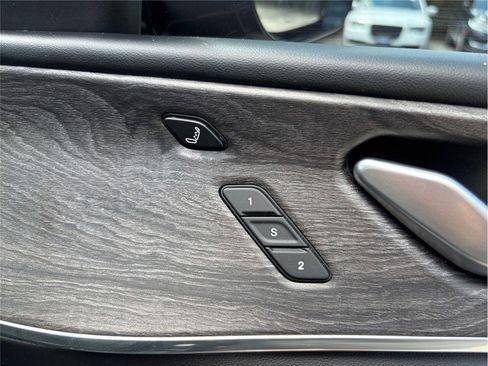 Used 2021 Jeep Grand Cherokee L Overland w/ Luxury Tech Group IV image 53