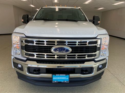 New 2026 Ford F450 XLT w/ FX4 Off-Road Package AWD/4WD image 2