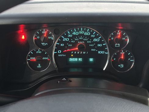 Used 2024 Chevrolet Express 3500 LS image 17