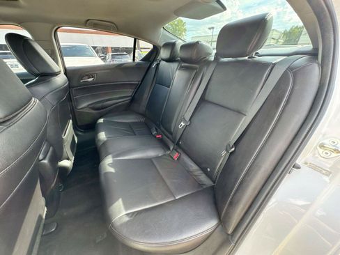 Used 2016 Acura ILX FWD image 10