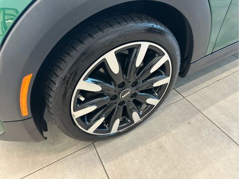 Used 2020 MINI Cooper S w/ Premium Package image 20
