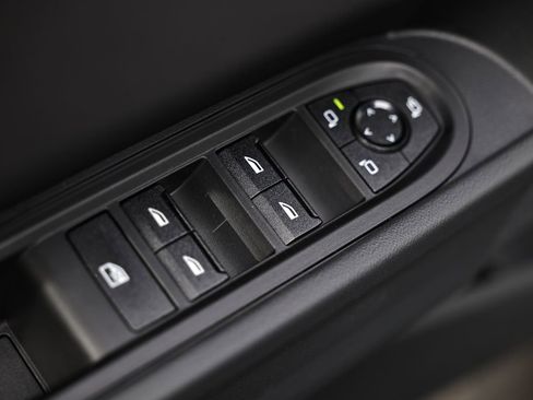 New 2026 MINI Cooper 4-Door Hardtop image 19