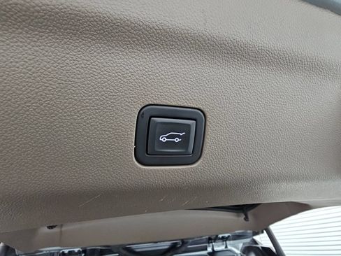Certified 2024 GMC Yukon XL Denali w/ Advanced Technology Package AWD/4WD image 42