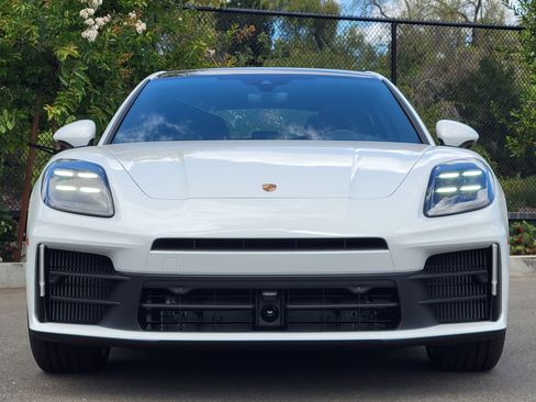 New 2026 Porsche Panamera RWD image 10