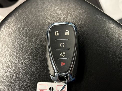 Used 2021 Chevrolet Malibu LS image 16