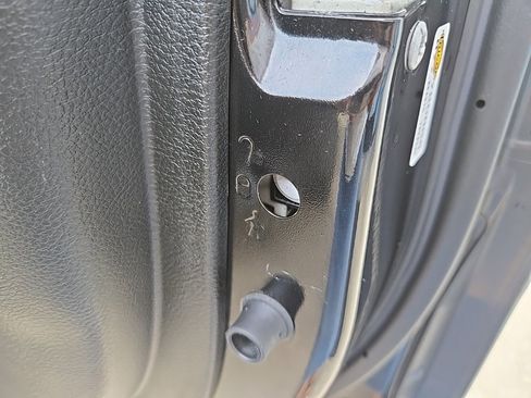 Used 2022 RAM 1500 Laramie image 91