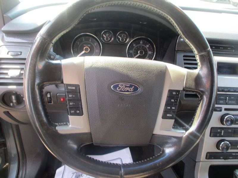 Used 2010 Ford Flex SE FWD image 13