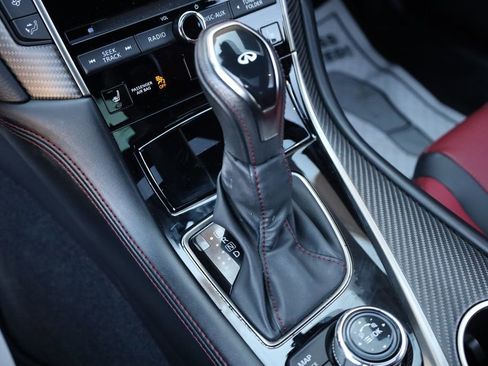 Used 2022 INFINITI Q60 Red Sport 400 w/ Carbon Fiber Package image 35