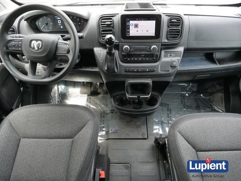 Used 2025 RAM ProMaster 2500 FWD image 18