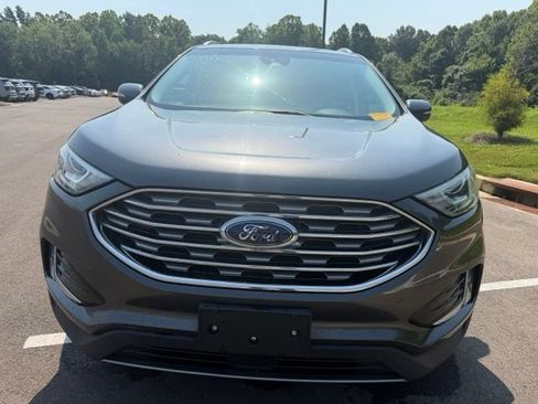 Used 2020 Ford Edge SEL w/ Convenience Package FWD image 3