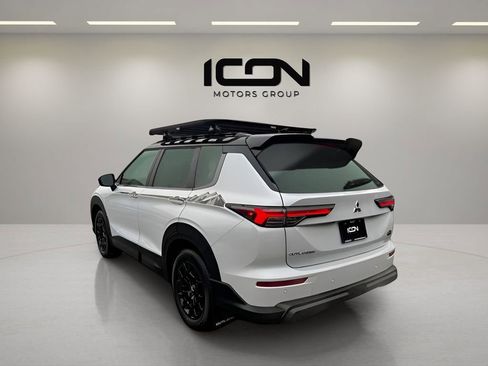 New 2025 Mitsubishi Outlander Trail Edition AWD/4WD image 3