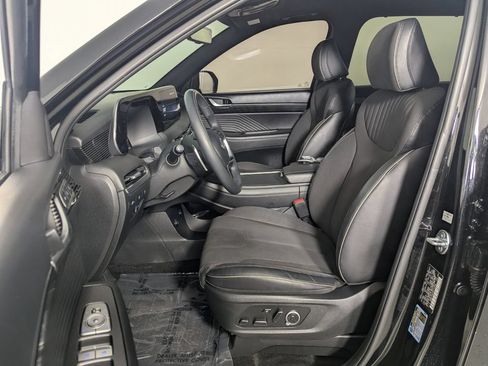 Used 2024 Hyundai Palisade Calligraphy AWD/4WD image 12