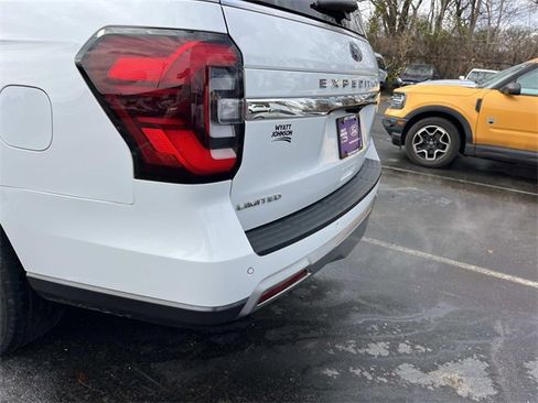 Used 2023 Ford Expedition Max Limited image 10