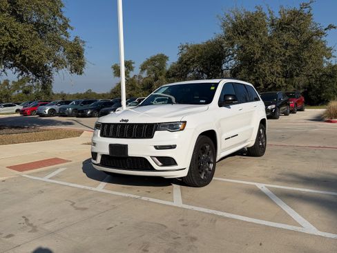 Used 2020 Jeep Grand Cherokee Limited X image 2