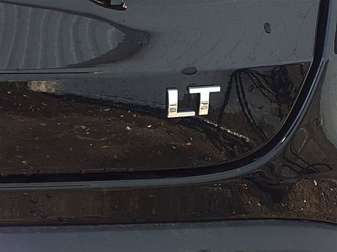 New 2026 Chevrolet Trax LT FWD image 18