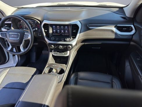 Used 2023 GMC Acadia SLT w/ Technology Package image 21