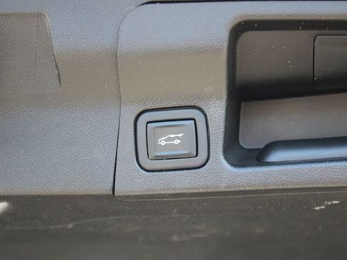 Used 2021 GMC Acadia AT4 image 28