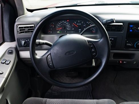 Used 2002 Ford F250 XLT image 11