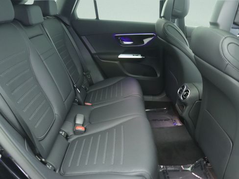 New 2026 Mercedes-Benz GLC 300 image 8