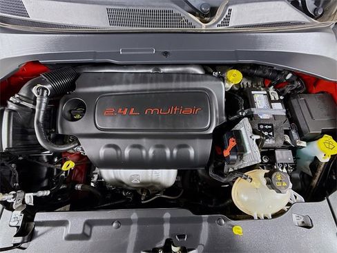 Used 2022 Jeep Compass Limited image 28