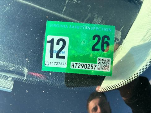 Used 2013 Cadillac Escalade Premium image 39