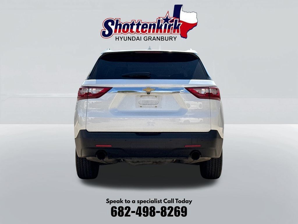 Used 2020 Chevrolet Traverse LT FWD image 7