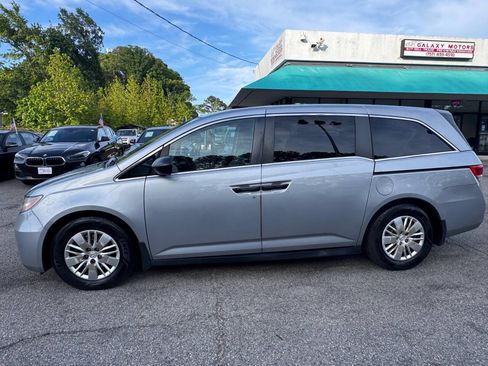 Used 2016 Honda Odyssey LX image 4