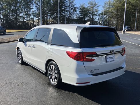 Certified 2023 Honda Odyssey EX-L image 9