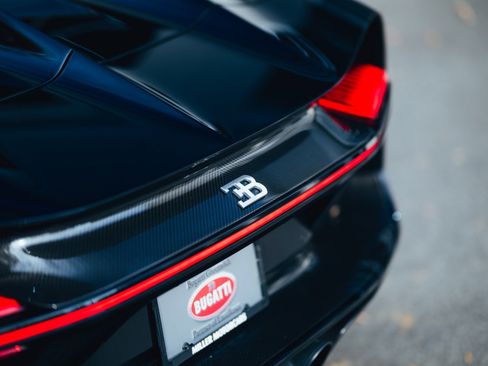 Used 2020 Bugatti Chiron image 50