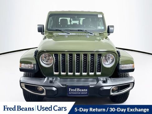 Used 2022 Jeep Gladiator Overland w/ Popular Equipment Package AWD/4WD image 2
