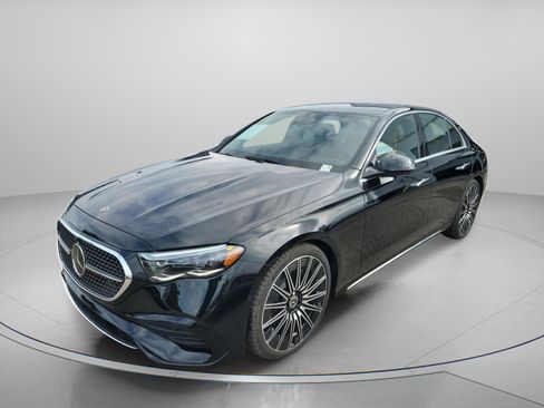 New 2026 Mercedes-Benz E 450 4MATIC Sedan image 2