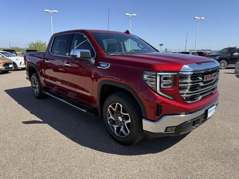 New 2026 GMC Sierra 1500 SLT image 12