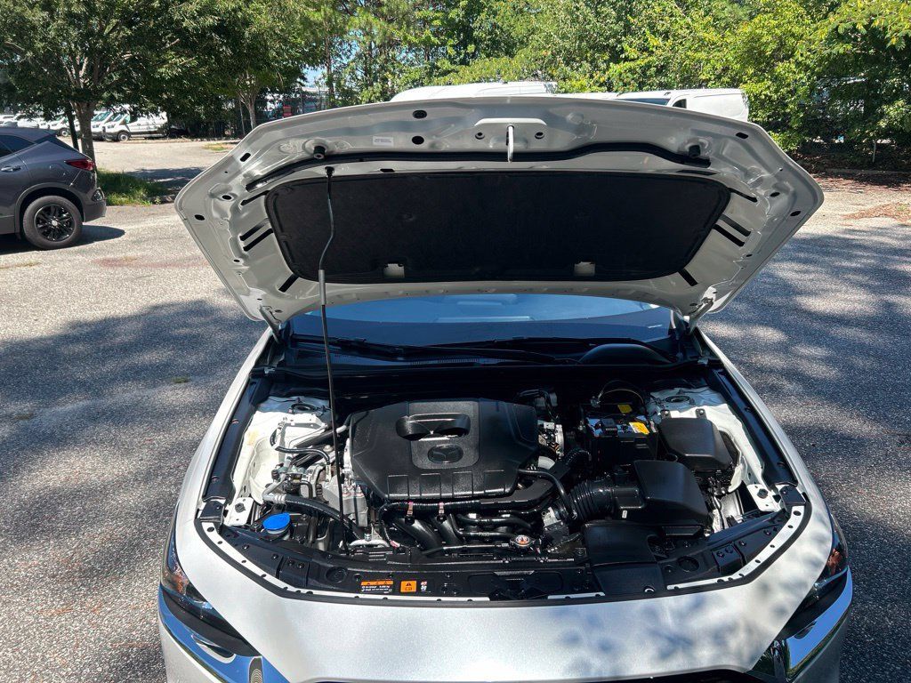 Used 2025 MAZDA MAZDA3 s FWD image 13
