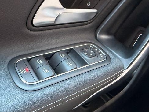 Used 2025 Mercedes-Benz CLA 250 image 19