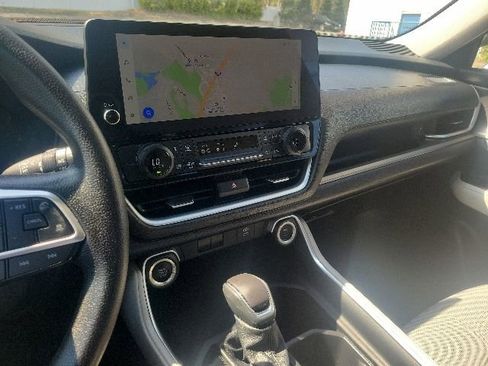 Used 2026 Toyota Grand Highlander AWD image 20