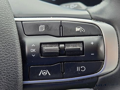 Certified 2024 Kia Sportage EX image 28