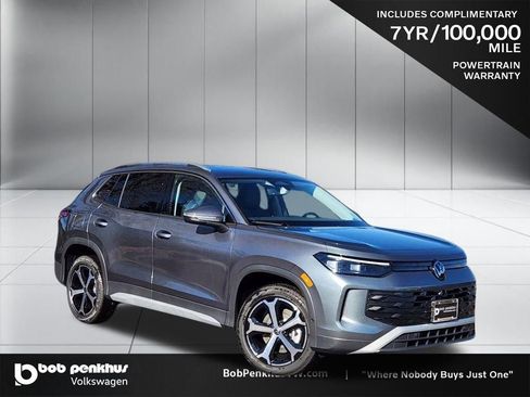 New 2026 Volkswagen Tiguan SE AWD/4WD image 1