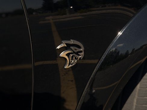 Used 2022 Dodge Charger SRT Hellcat RWD image 10