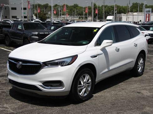 Used 2020 Buick Enclave Essence FWD image 6