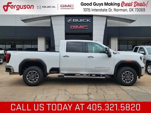 New 2026 GMC Sierra 2500 SLT w/ Max Trailering Package AWD/4WD image 2
