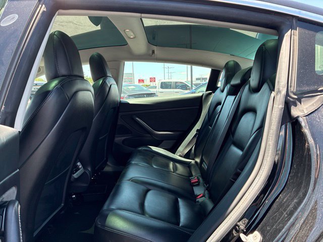 Used 2020 Tesla Model 3 Standard Range Plus RWD image 17