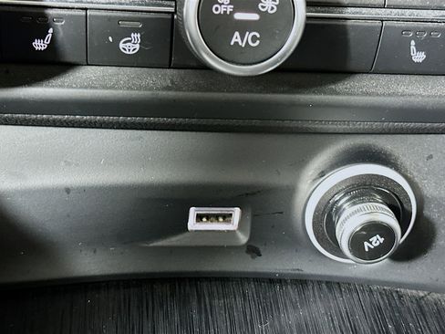 Used 2023 Alfa Romeo Stelvio Sprint RWD image 26