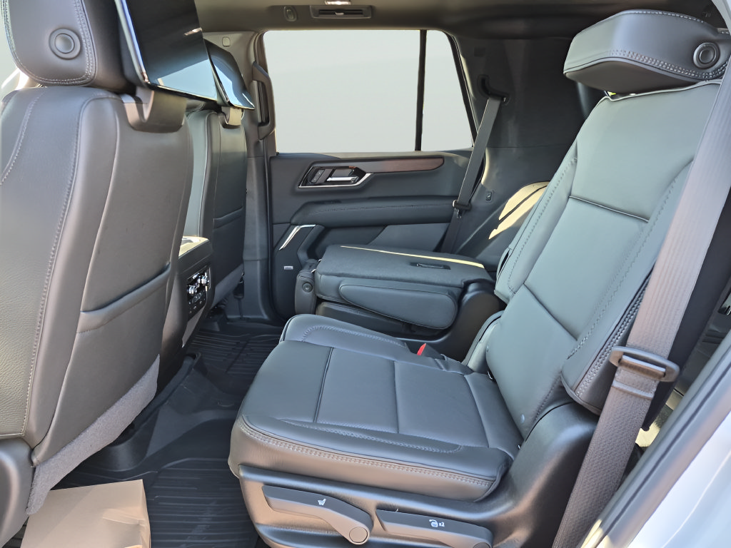 New 2026 GMC Yukon Denali w/ Denali Reserve Package AWD/4WD image 33