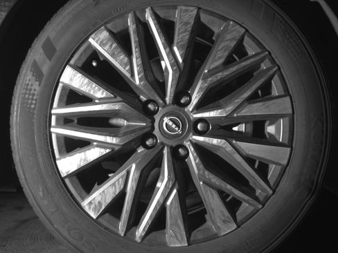 Used 2025 Nissan Altima 2.5 SV FWD image 13
