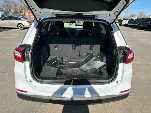 Used 2018 Chevrolet Equinox LT image 9