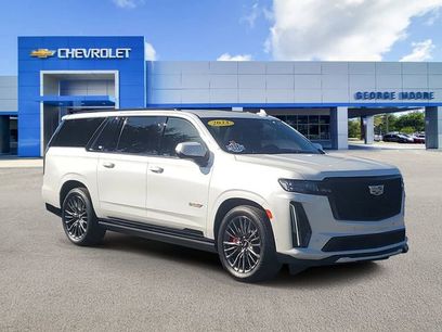 Used 2023 Cadillac Escalade ESV V