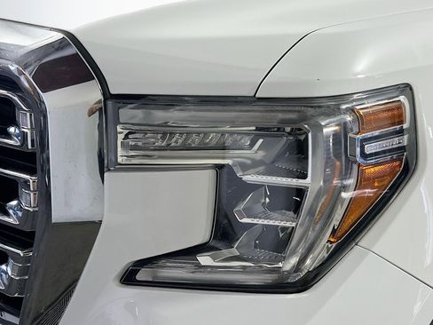 Used 2020 GMC Sierra 1500 SLT w/ SLT Premium Plus Package image 11
