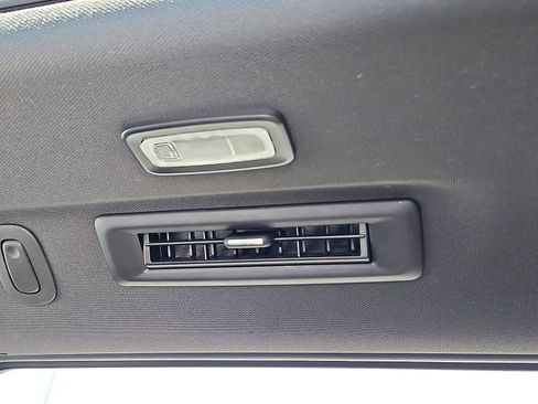 Used 2022 Chevrolet Tahoe High Country AWD/4WD image 28