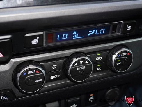 Used 2022 Toyota Tacoma TRD Sport w/ TRD Premium Sport Package AWD/4WD image 44